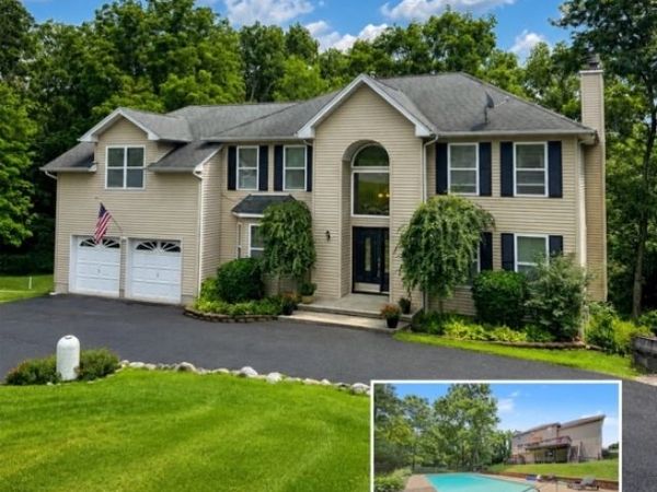 5 Worthington Rd, Knowlton, NJ 07832
