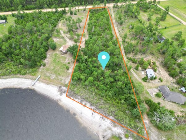 4876 Long Lake Ridge Drive, Chipley, FL 32428