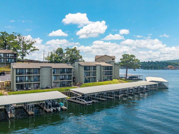 120 CATALINA Circle, Unit 8B, Hot Springs, AR 71913