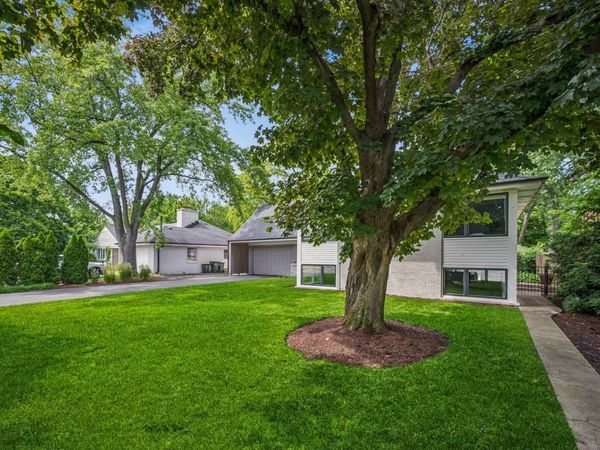 1225 Elm Street , Winnetka, IL 60093