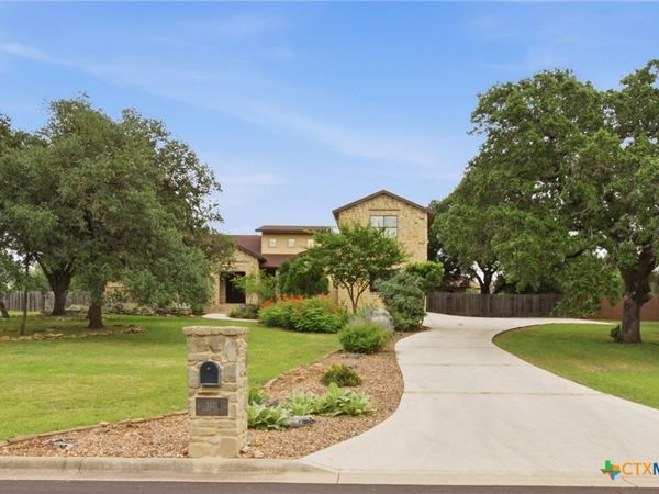 3121 Summit Ridge Drive , San Marcos, TX 78666