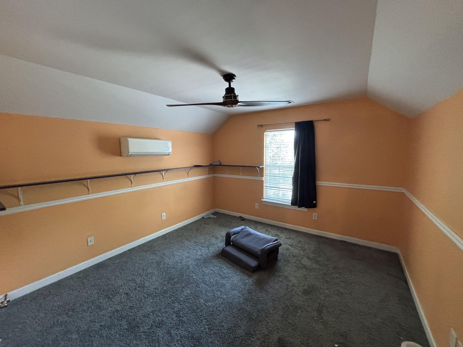 314 Garden Grove Drive Photo 9