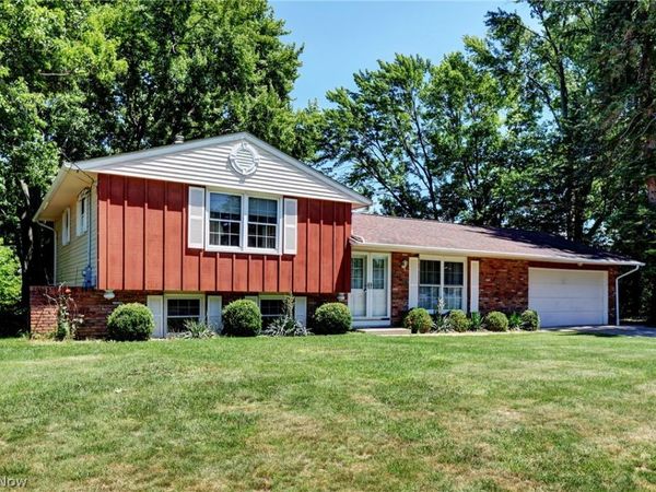 6065 E Valleyview Court , Mentor, OH 44060