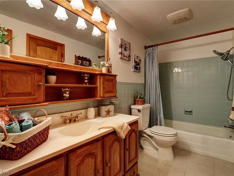 6065 E Valleyview Court, Mentor, OH 44060 Photo 18