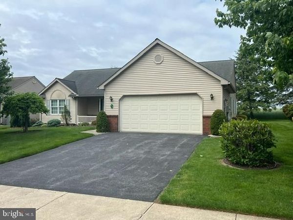 63 ARBOR DRIVE , MYERSTOWN, PA 17067