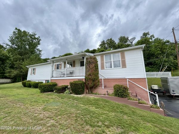 112 W Brady Street, Wyoming, PA 18644
