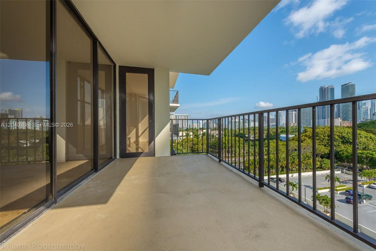 1901 Brickell Ave, Unit B912, Miami, FL 33129 Photo