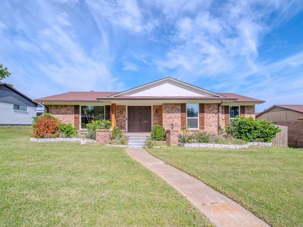 2513 Belhaven Drive, Mesquite, TX 75150