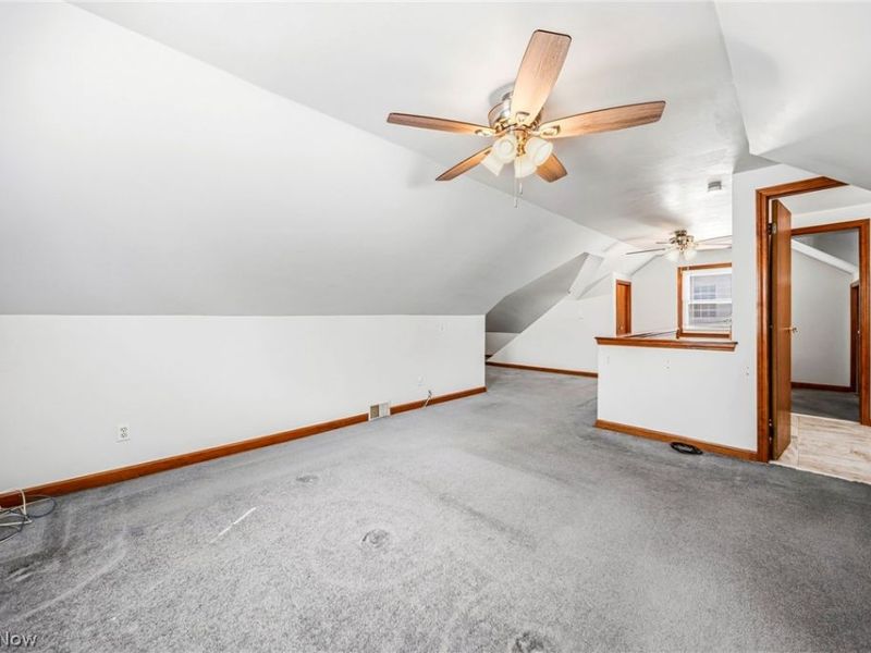 285 E 327th, Willowick, OH 44095 Photo 23