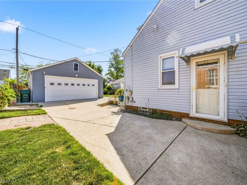 285 E 327th, Willowick, OH 44095 Photo 28
