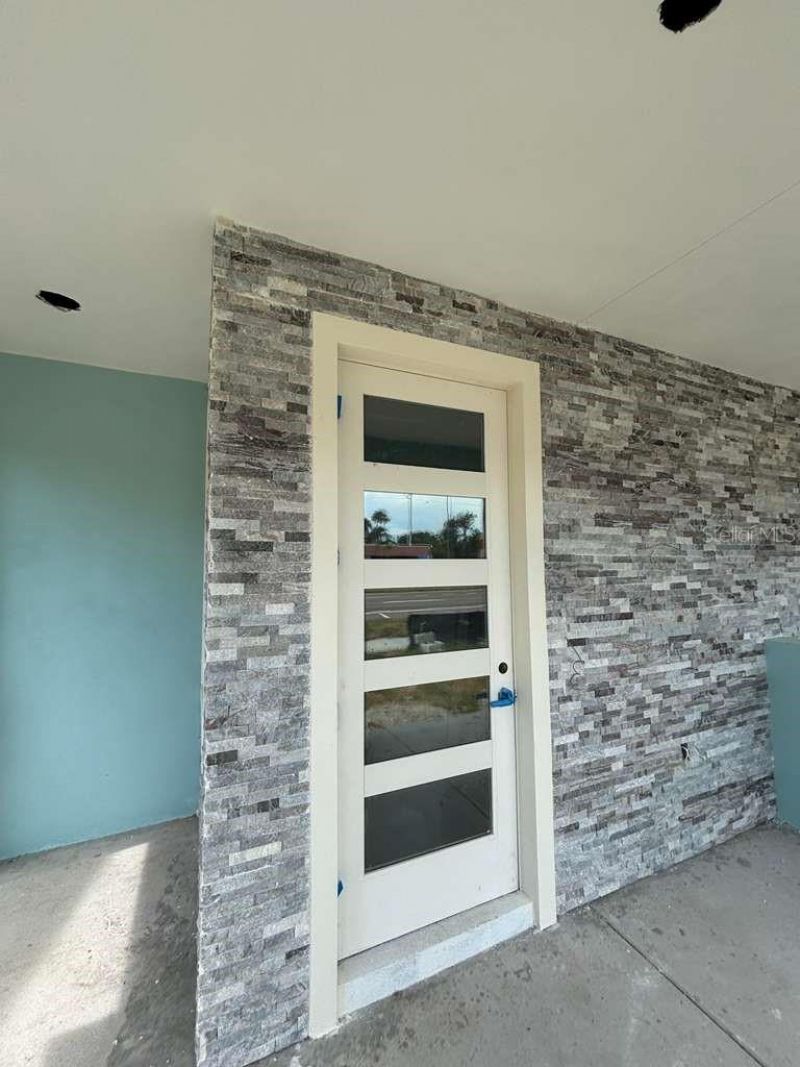 6177 1st Avenue N, Saint Petersburg, FL 33710 Photo
