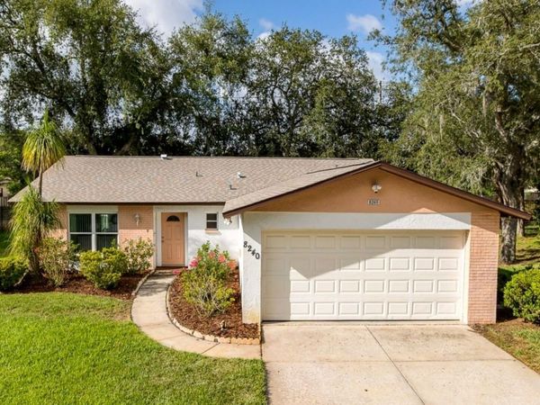 8240 WINDING WOOD DRIVE , PORT RICHEY, FL 34668