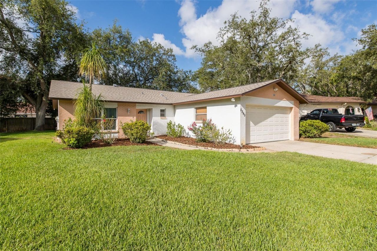8240 Winding Wood Drive, Port Richey, FL 34668 Photo