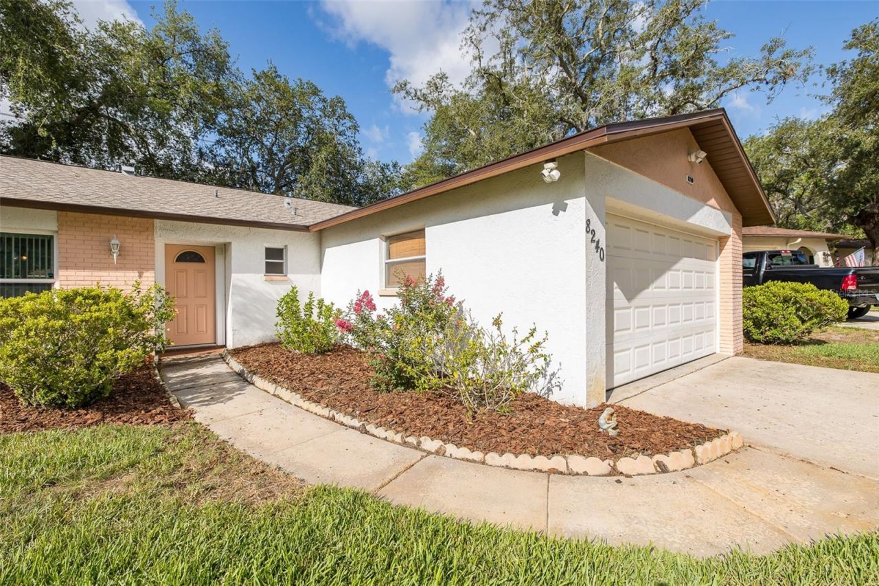 8240 Winding Wood Drive, Port Richey, FL 34668 Photo