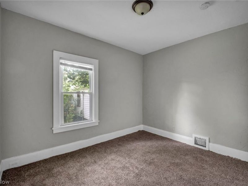 11717 Gay Avenue, Cleveland, OH 44105 Photo 12