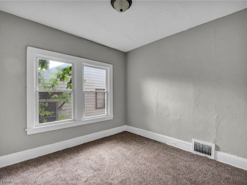 11717 Gay Avenue, Cleveland, OH 44105 Photo 13