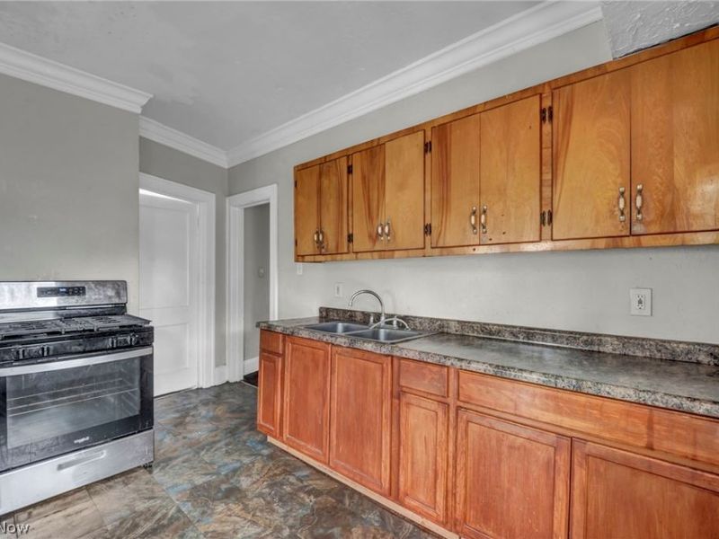 11717 Gay Avenue, Cleveland, OH 44105 Photo 25