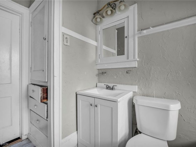 11717 Gay Avenue, Cleveland, OH 44105 Photo 31