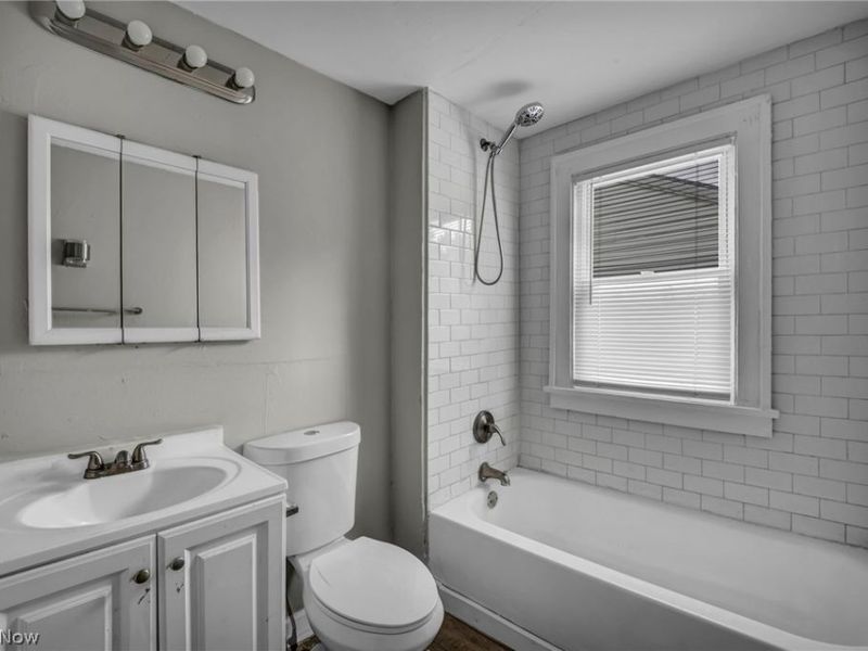 11717 Gay Avenue, Cleveland, OH 44105 Photo 35