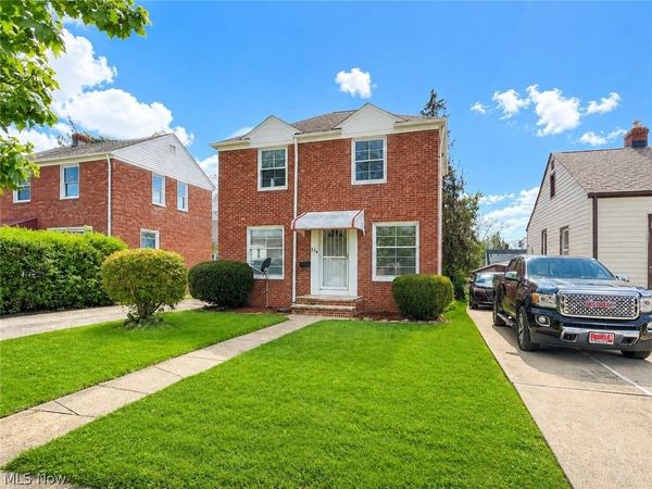 554 Darlington Drive , Bedford, OH 44146
