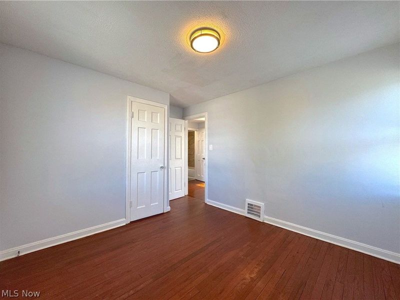 554 Darlington Drive, Bedford, OH 44146 Photo 17