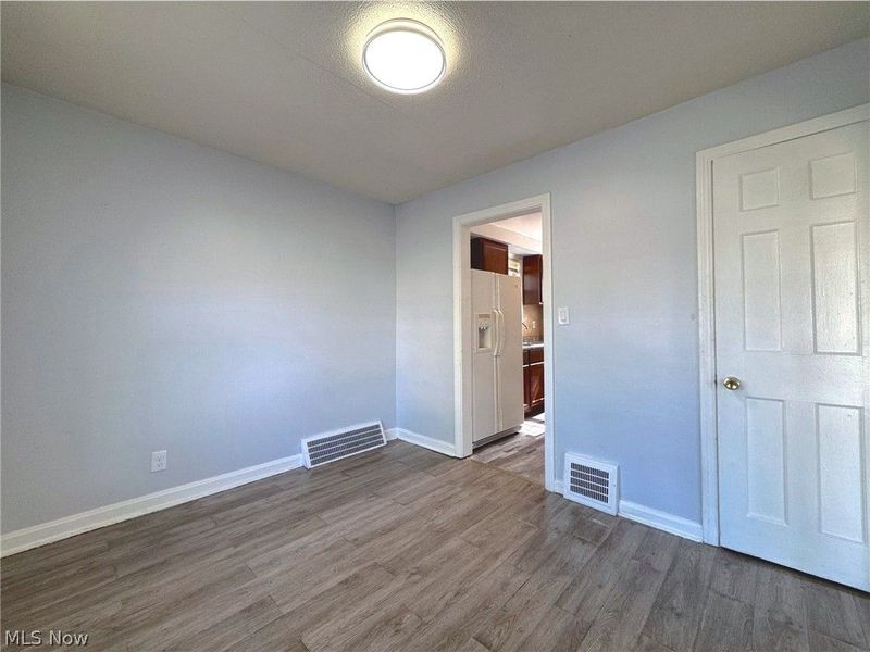 554 Darlington Drive, Bedford, OH 44146 Photo 7