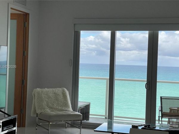 5701 Collins Ave, Unit PH08, Miami Beach, FL 33140