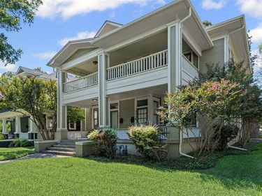 301 S Edgefield Avenue, Dallas, TX 75208