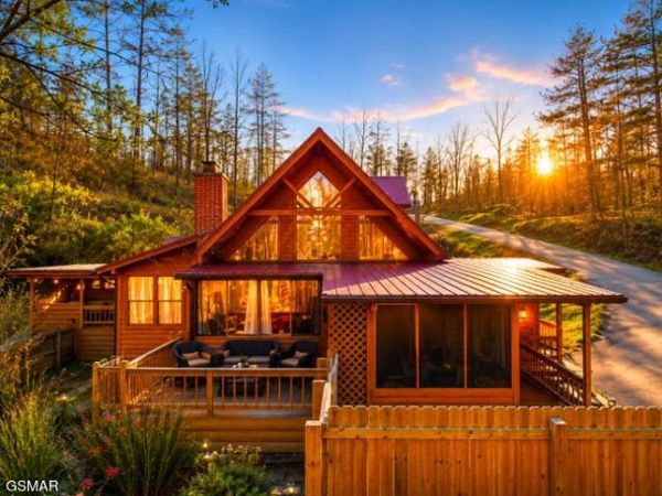 727 Sunrise Boulevard, Sevierville, TN 37862