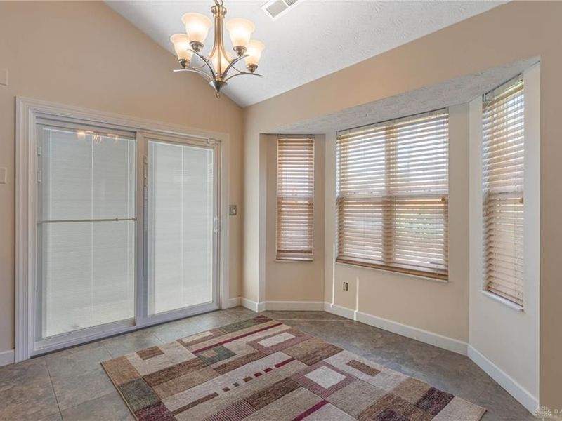 4202 Dobbin Circle, Dayton, OH 45424 Photo 12