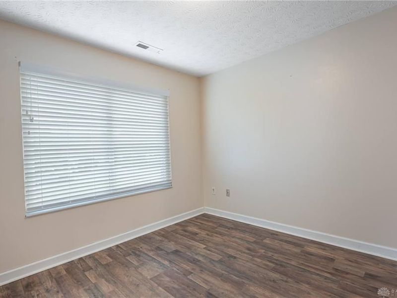 4202 Dobbin Circle, Dayton, OH 45424 Photo 13