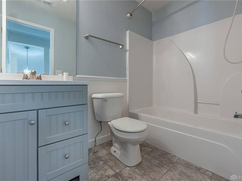 4202 Dobbin Circle, Dayton, OH 45424 Photo 18