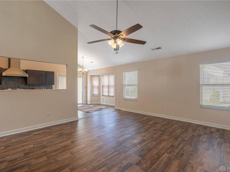 4202 Dobbin Circle, Dayton, OH 45424 Photo 5