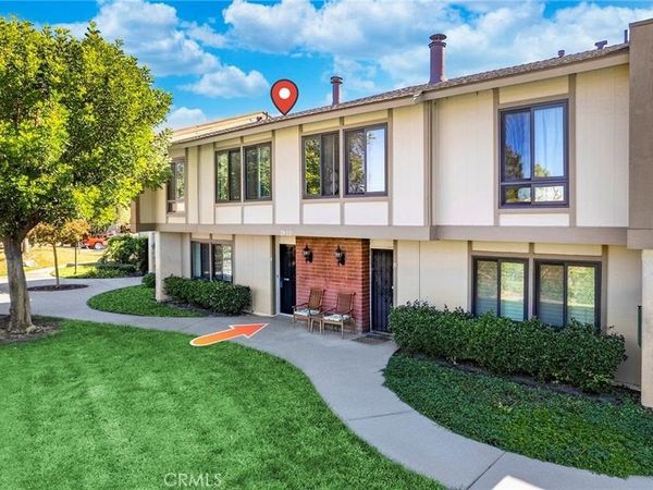 2932 N Cottonwood Street, Unit 9, Orange, CA 92865