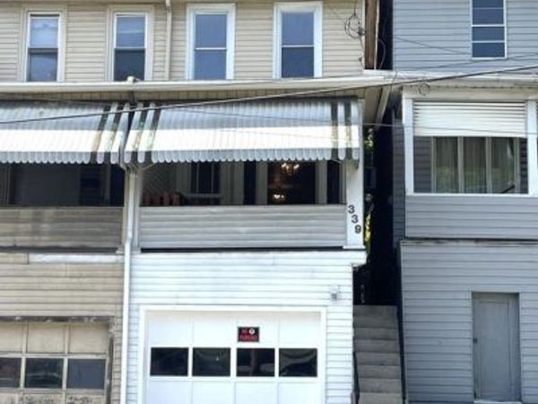 331 E PATTERSON STREET , LANSFORD, PA 18232