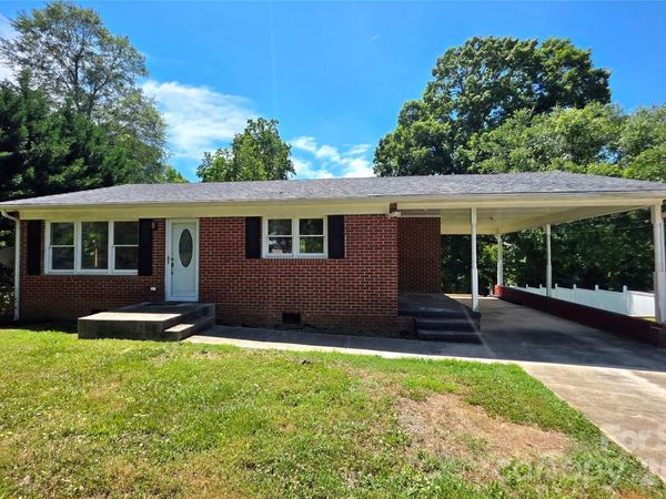 2831 Beechwood Circle , Gastonia, NC 28054