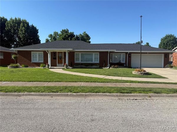 2320 Saint Bernard Avenue, Granite City, IL 62040