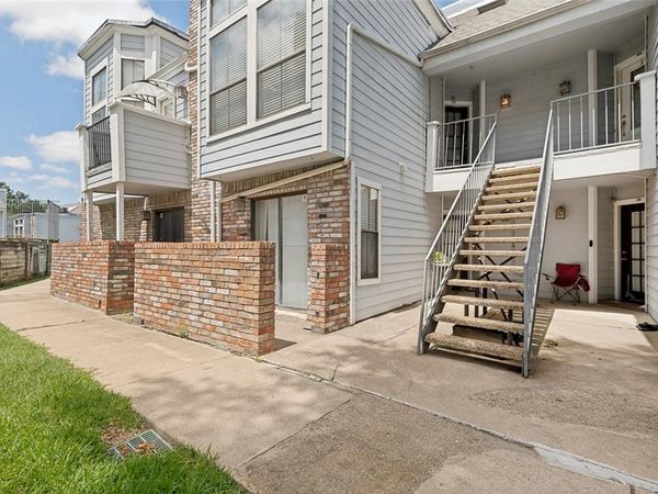 3406 Country Club Drive W, Unit 272, Irving, TX 75038