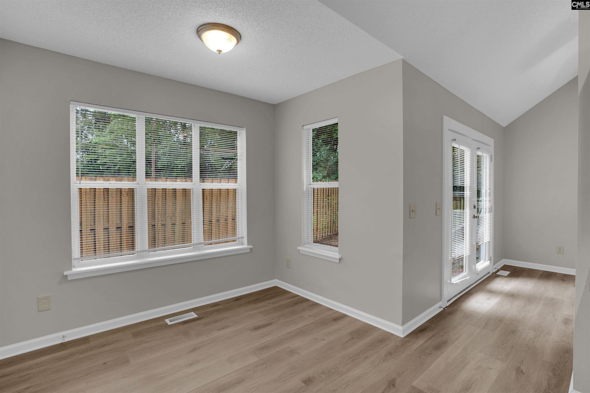 100 Chippenham Circle Photo 16