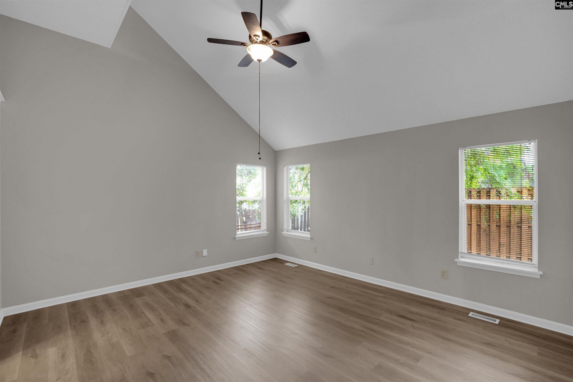 100 Chippenham Circle Photo 18