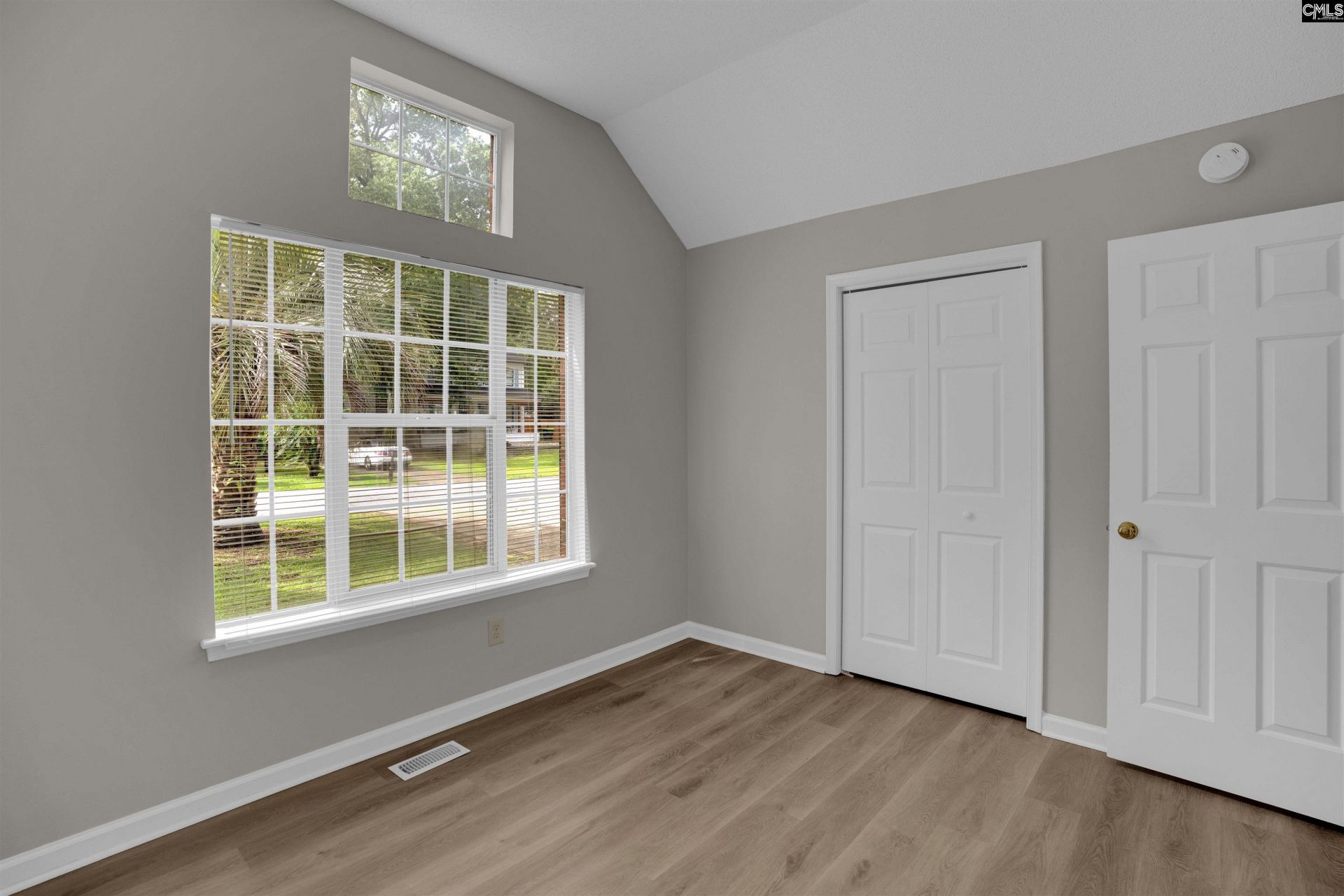 100 Chippenham Circle Photo 25