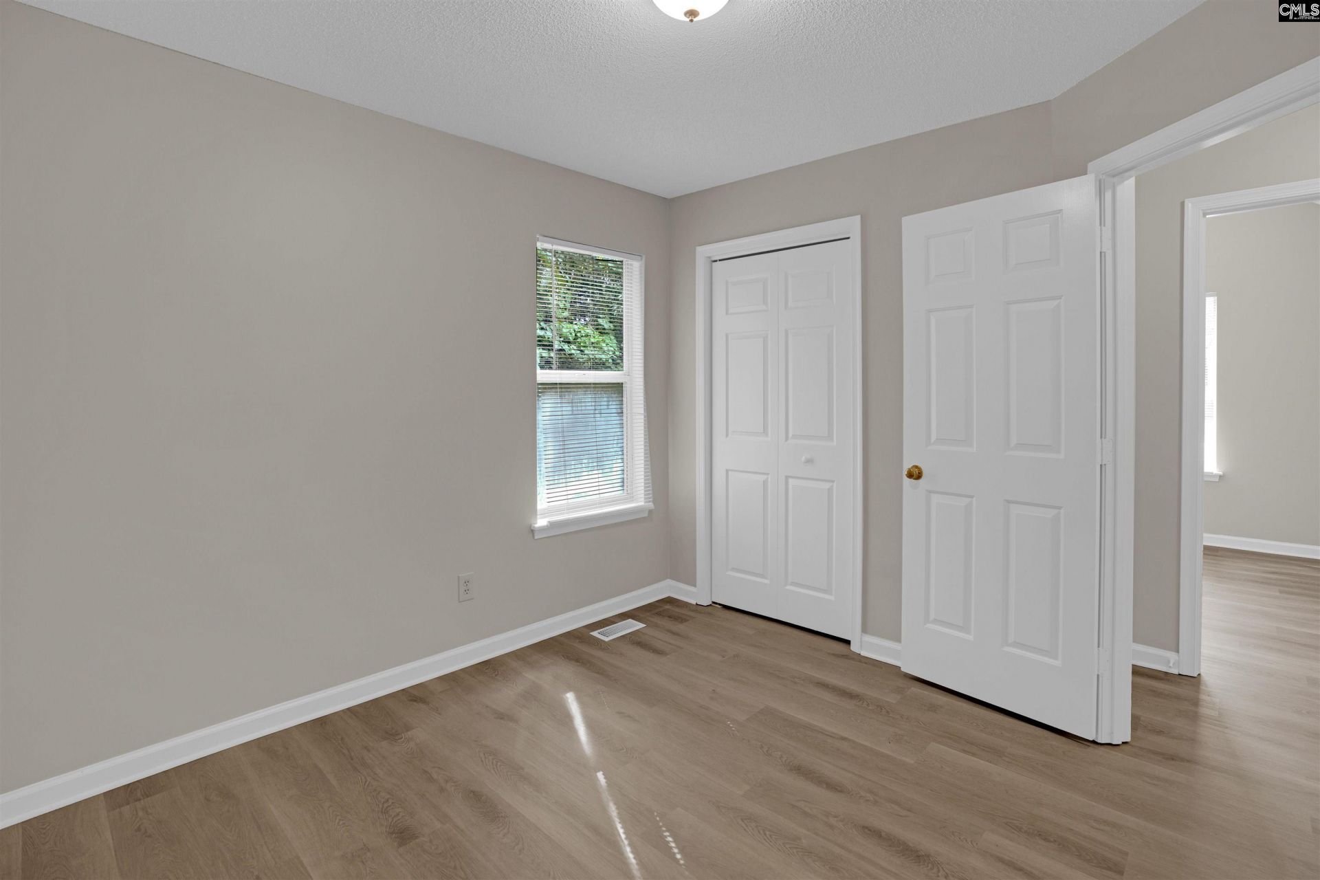 100 Chippenham Circle Photo 28
