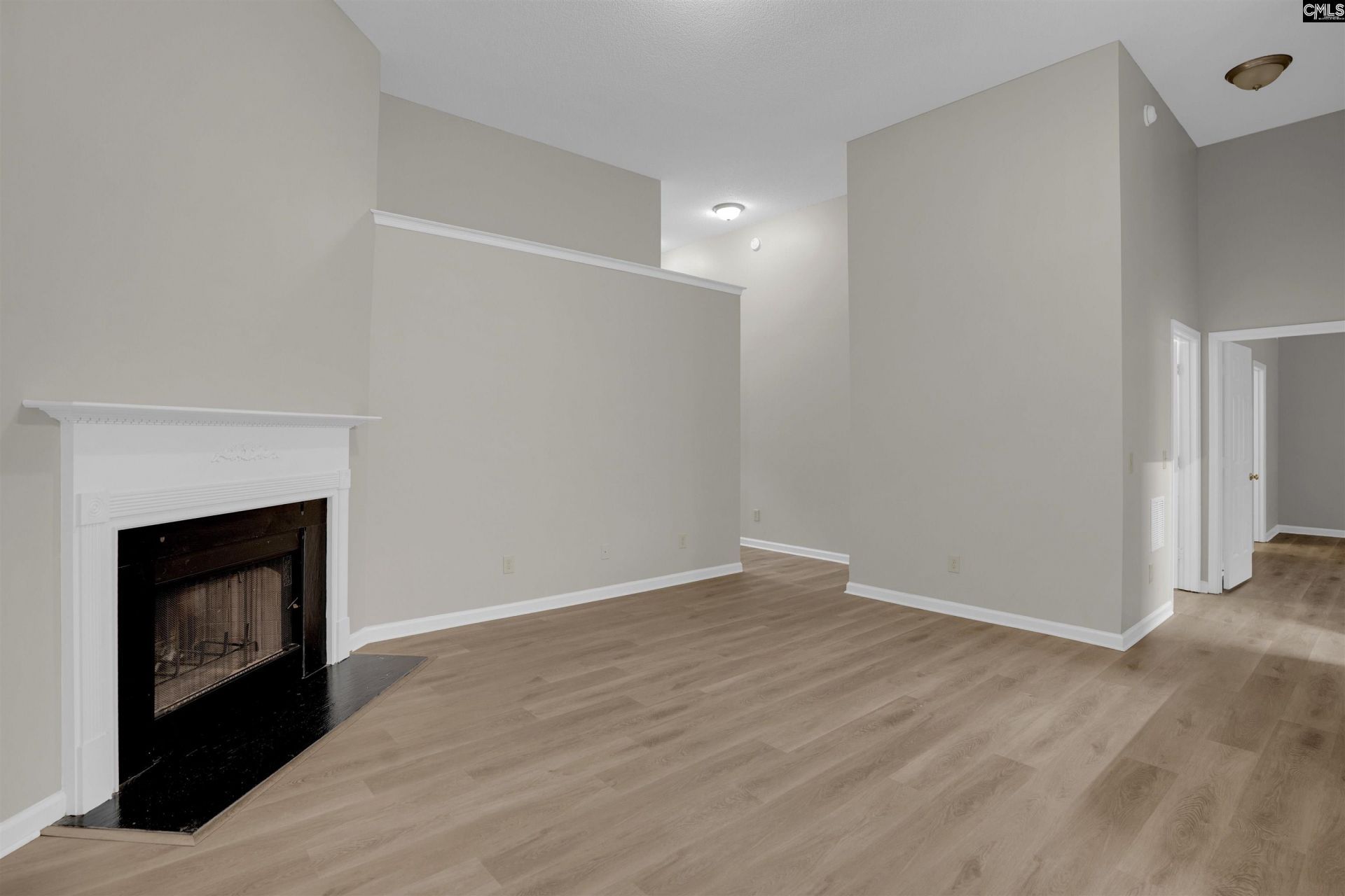 100 Chippenham Circle Photo 7