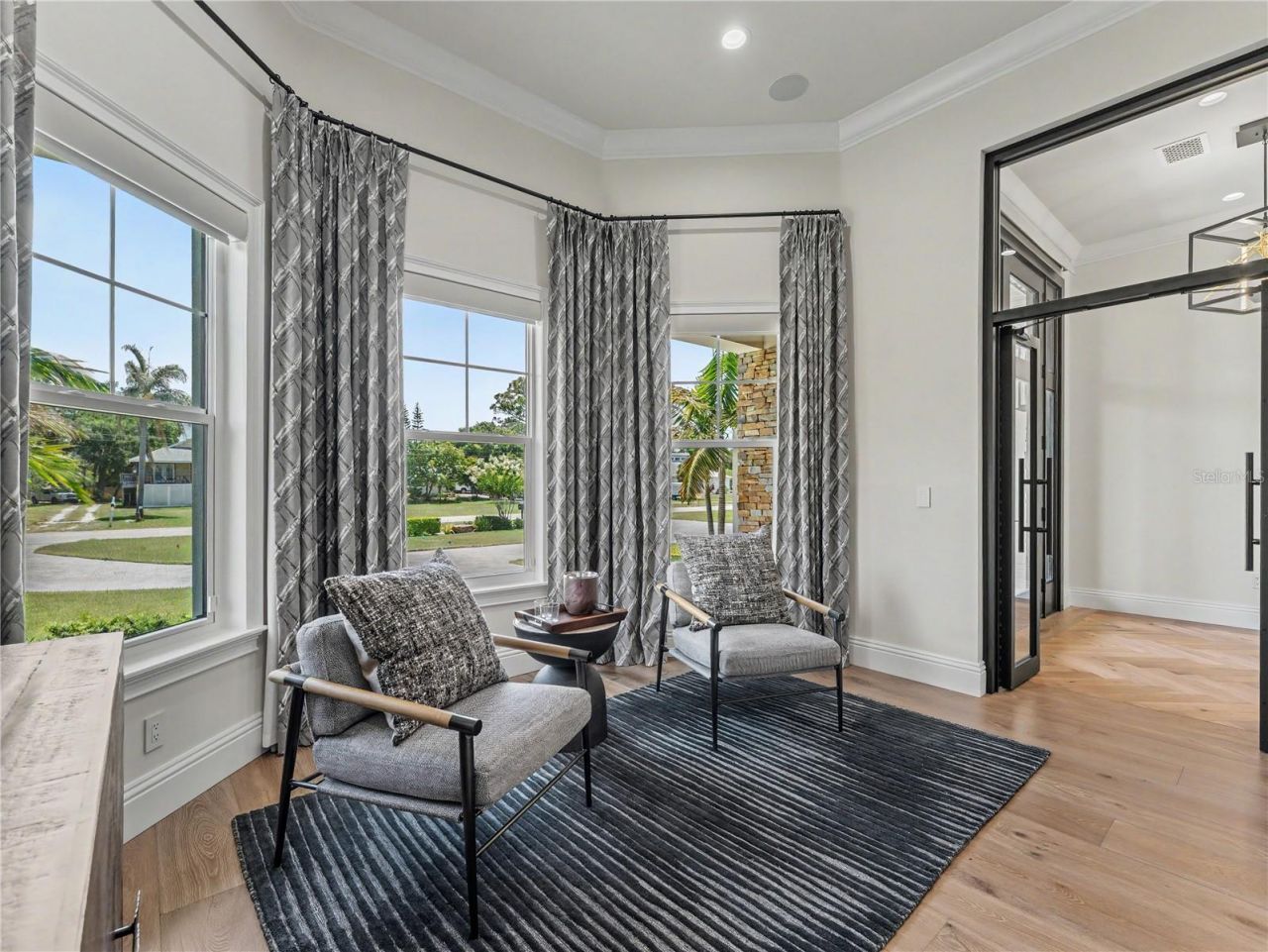 732 Shore Drive E, Oldsmar, FL 34677 Photo