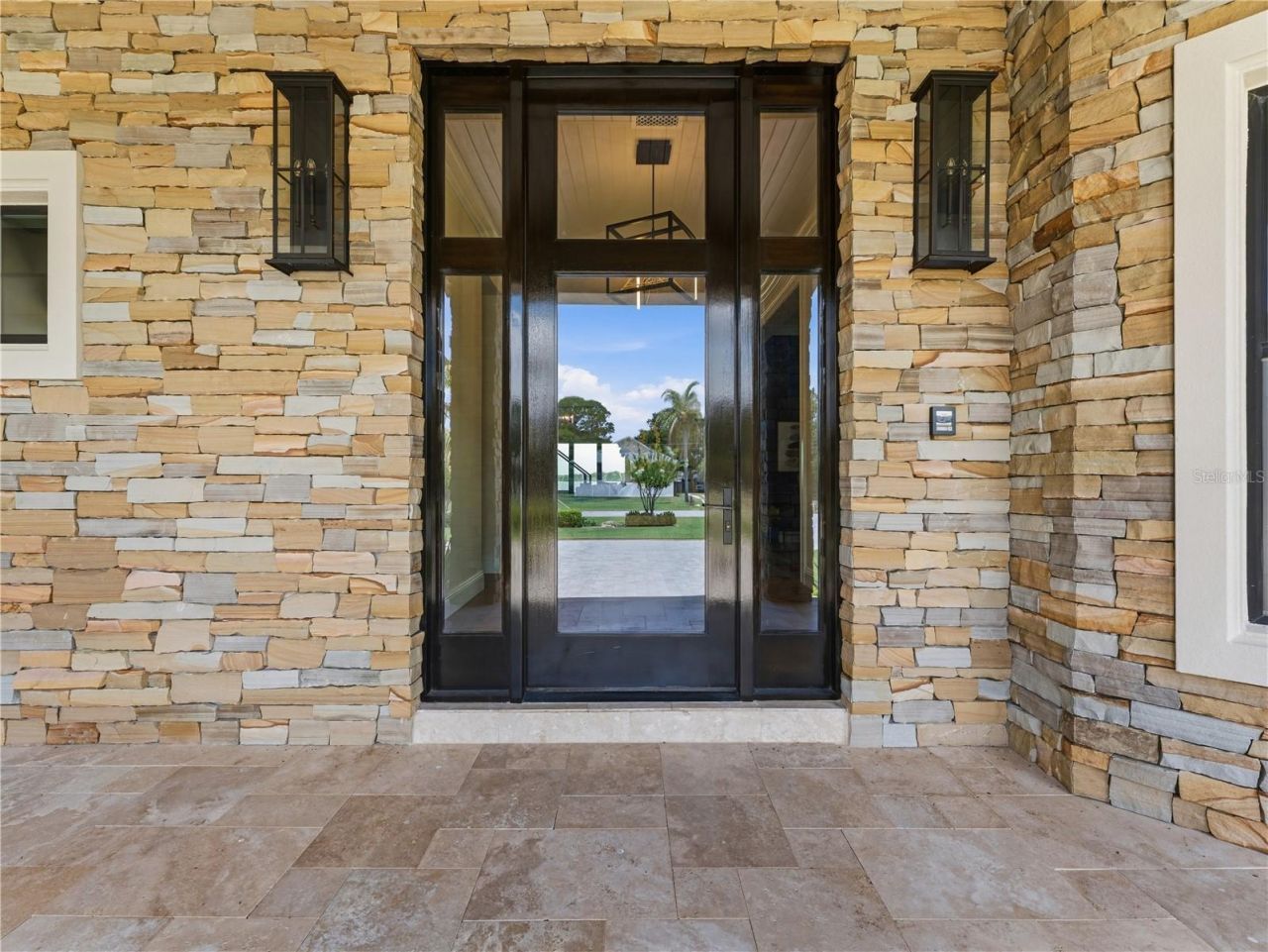732 Shore Drive E, Oldsmar, FL 34677 Photo