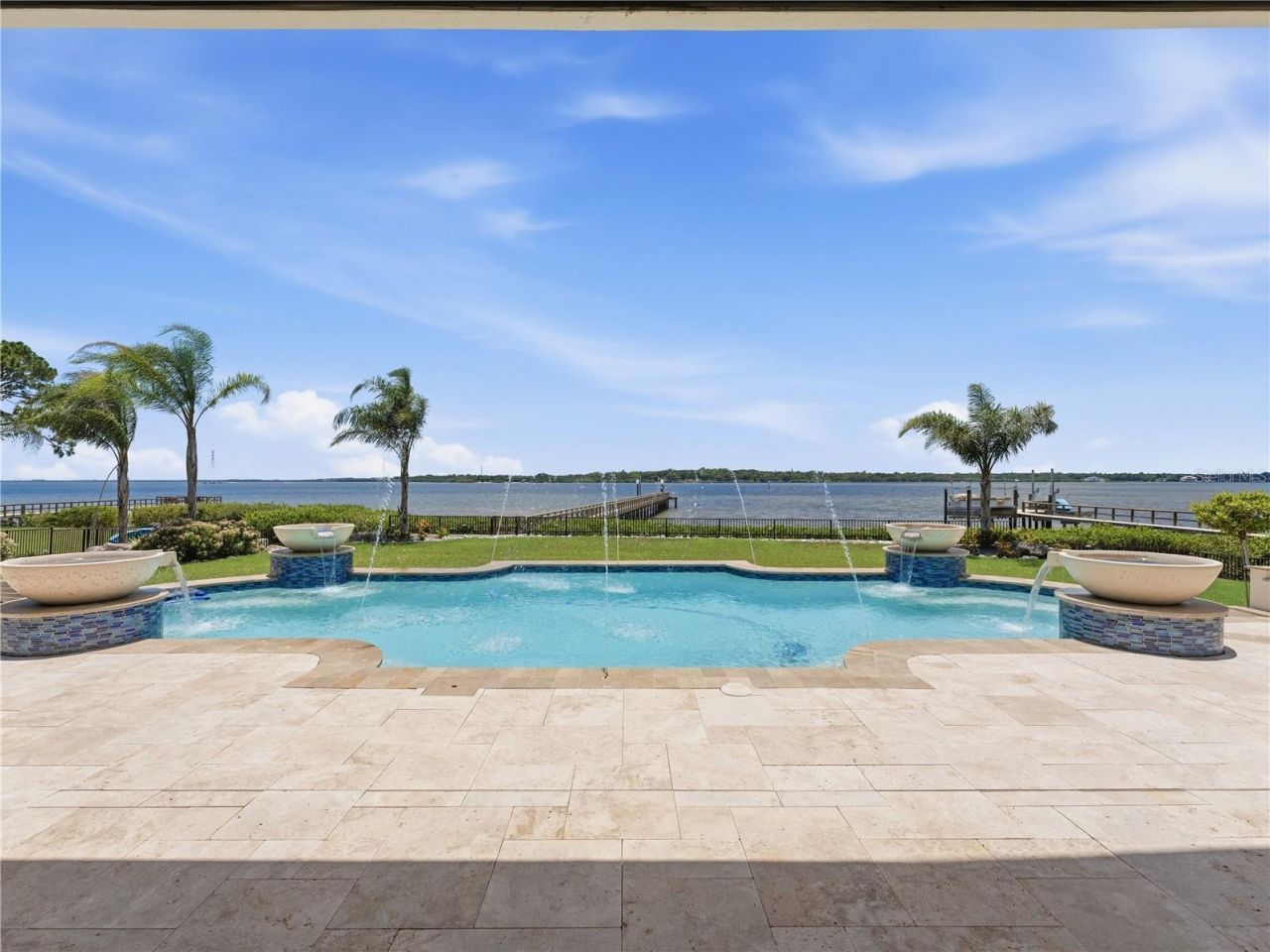 732 Shore Drive E, Oldsmar, FL 34677 Photo