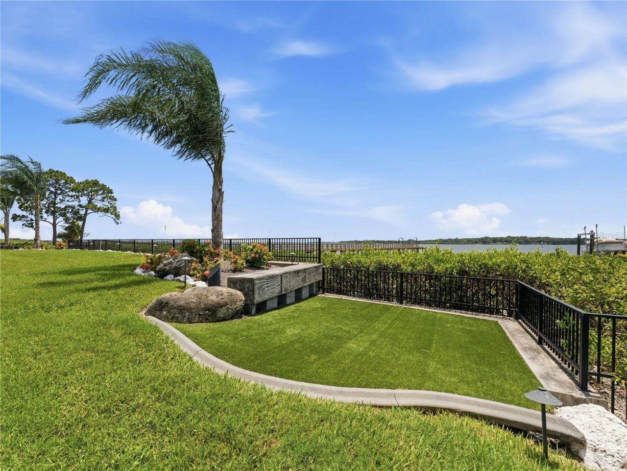 732 Shore Drive E, Oldsmar, FL 34677 Photo