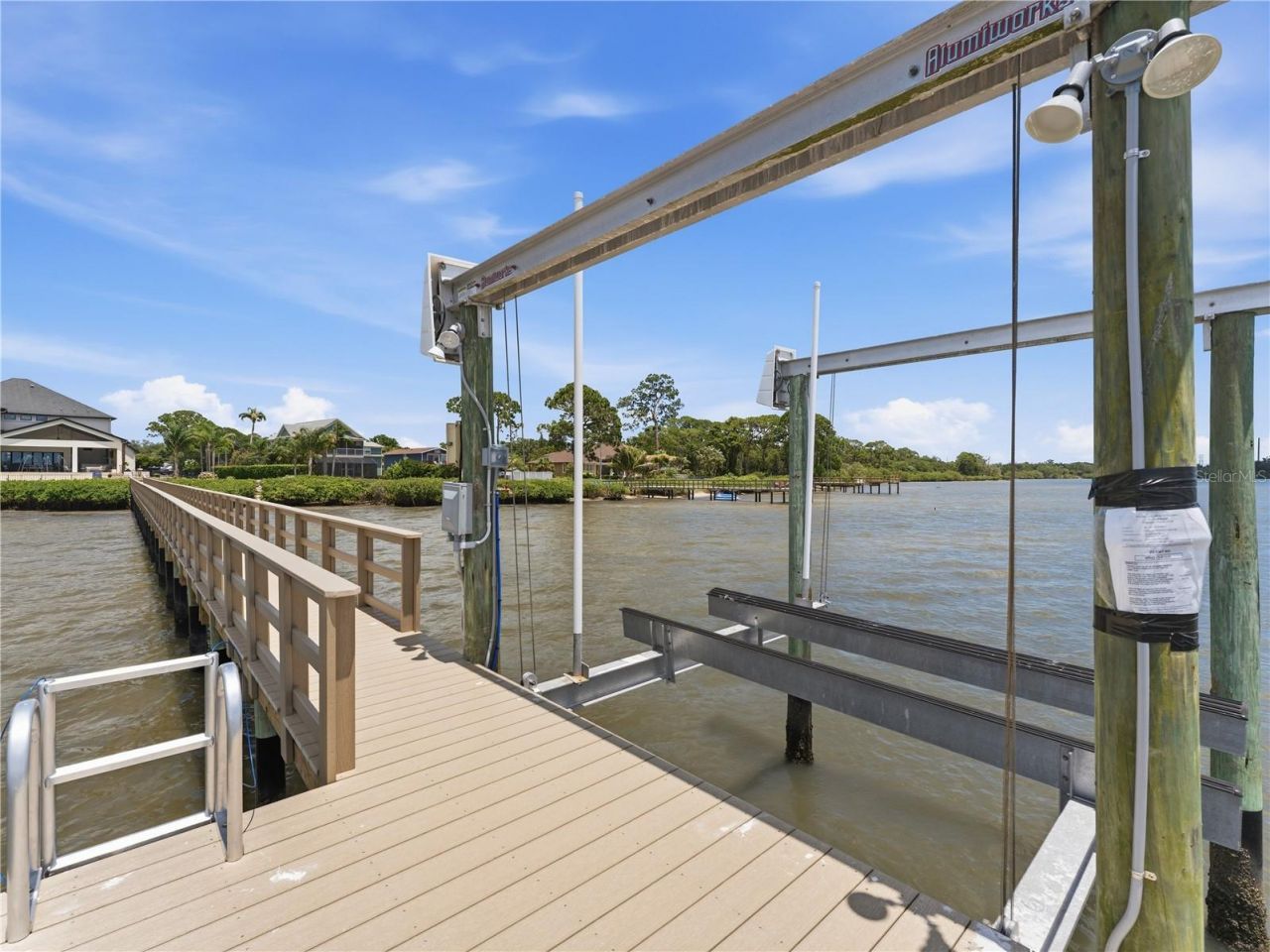 732 Shore Drive E, Oldsmar, FL 34677 Photo