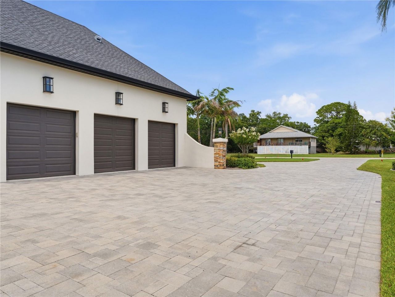 732 Shore Drive E, Oldsmar, FL 34677 Photo