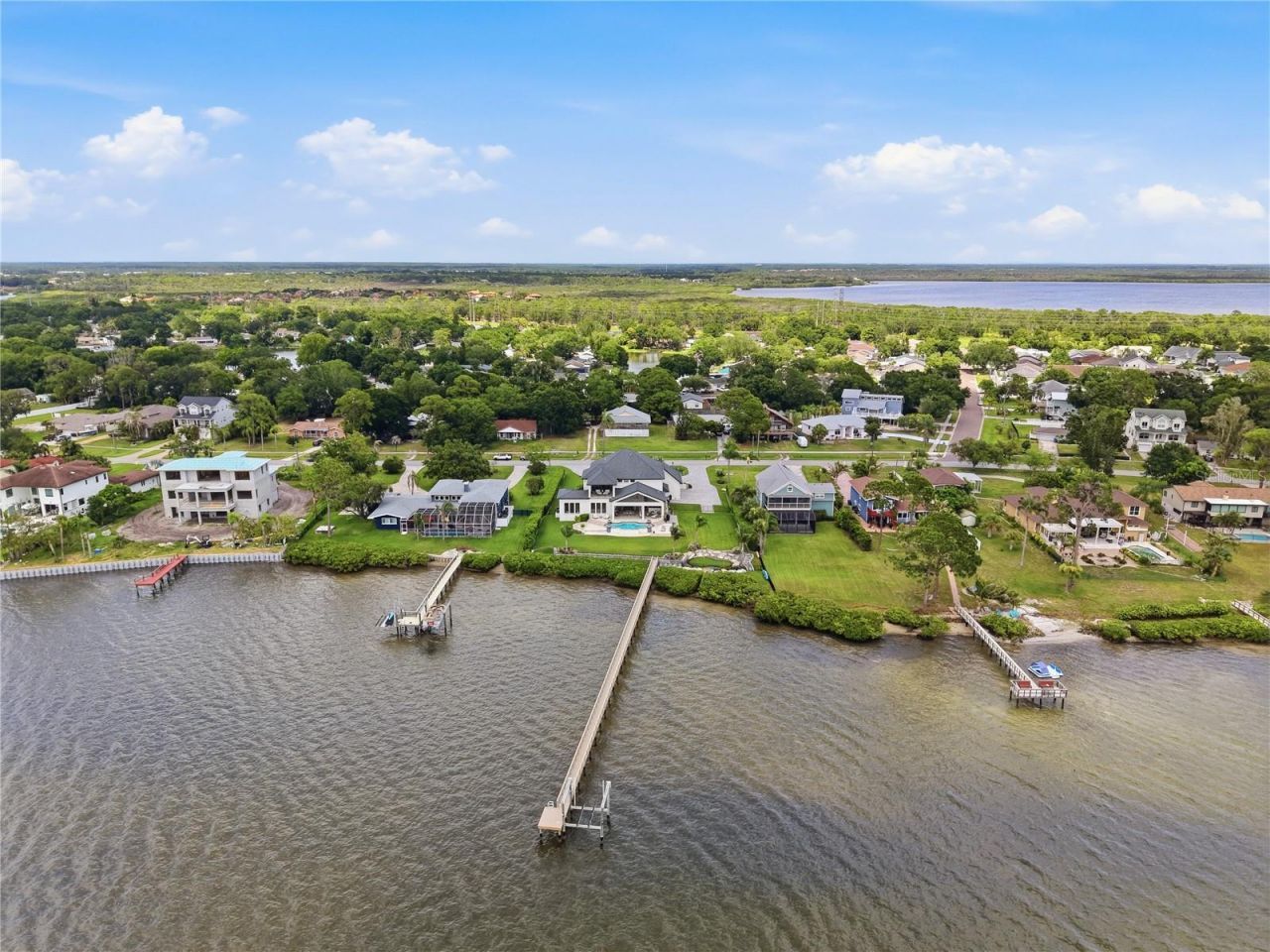 732 Shore Drive E, Oldsmar, FL 34677 Photo